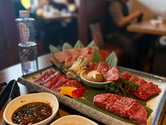 -炼火烤肉店