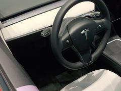 -TESLA 特斯拉(北京颐堤港体验店)