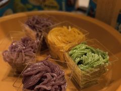 -龍歌自助小火锅(市南金茂湾店)
