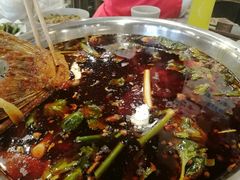 -肖肖酸萝卜鱼火锅(总店)