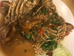 -J Daeng Seafood