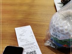 -星巴克臻选(惠州华贸天地1楼店)