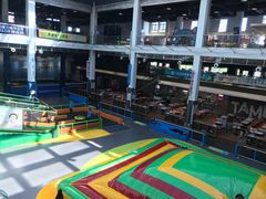 -蒙特利亲子乐园