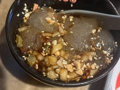 -何师烧烤·香辣蟹·川菜·30年老品牌(太古里旗舰店)