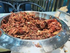 -凤凰路何眼镜香辣蟹(花果园店)