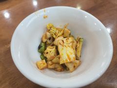 -胡成记口蘑龙眼包子(盐道街店)