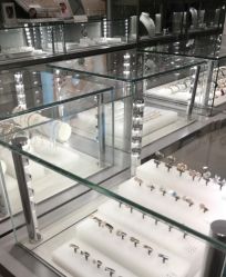 -SWAROVSKI(虹口凯德龙之梦店)