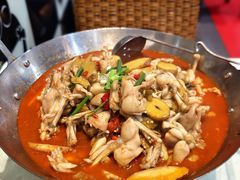 -昱龙大盆牛蛙馆(三兴街总店)