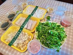 豆苗-烹然四季椰子鸡火锅(团结湖总店)