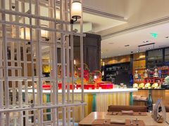 -松咖啡自助餐厅·松北香格里拉