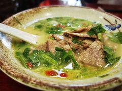 -金杨拉面王小吃面馆·牛三宝面·红烧牛肉粉