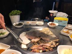 -韩聚屋韩国烤肉餐厅(新北万达店)