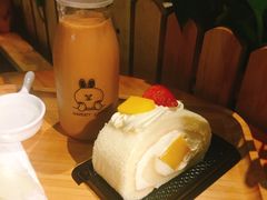 蛋糕卷切件-BoAcake 宝儿蛋糕定制(古城·华景苑店)