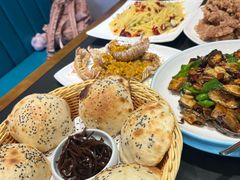 -小红鲸·海鲜餐厅(轸大路店)