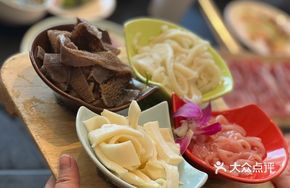 Chongqing Four Treasures