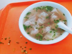 -张阿三馄饨店