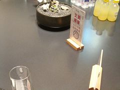 -忆江南·临江鱼馆