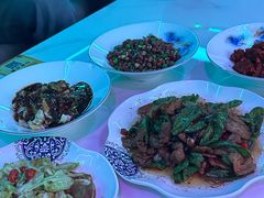 -粉墨特色菜·烧烤音乐酒馆