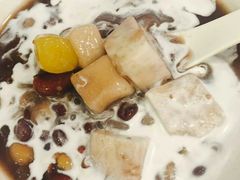 椰汁喳喳-松记糖水店(铜锣湾分店)