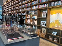 -茑屋书店(天目里店)