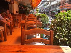 -J Daeng Seafood