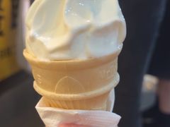 -麦当劳(深圳北站B2检票口楼上)