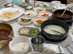 -24 新村雪浓汤(长白山烤肉店)