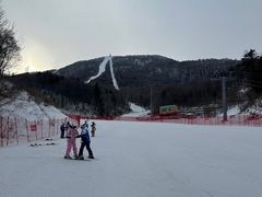 -亚布力新体委滑雪场