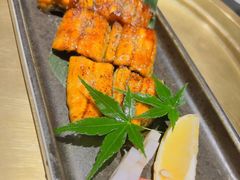 -山川小町·极番烧肉(新地假日广场店)