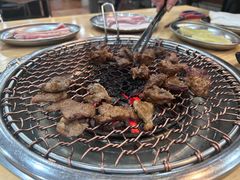 -牛信亭韩国料理·炭火烤肉(紫藤路店)