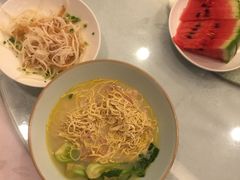 -品悦酒店(三林古镇店)