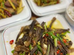 -钟记陕南菜·煎锅鱼(红专南路店)