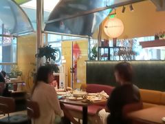 -芭莉与彩虹西餐厅(成都合生汇店)