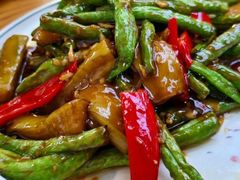 -溢心园香河肉饼总店