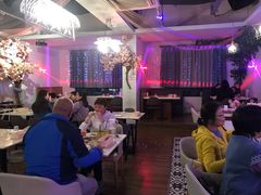 -樱花里音乐餐吧·牛扒椰子鸡(东圃店)