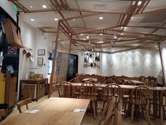 大堂-小满手工粉(上海品尊国际店)