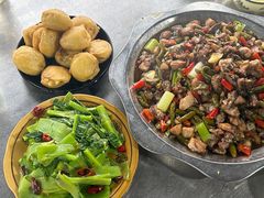 -廖哥泡椒兔(峨眉店)