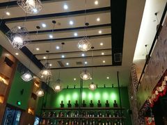 -香巴拉云南餐厅(华莱坞店)