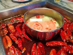 牛油三鲜鸳鸯锅-月满大江火锅(总府路店)