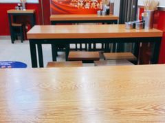 大堂-门框胡同百年卤煮(新街口店)