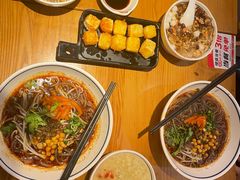 -蓉李记成都名小吃(太原龙湖万达店)