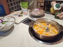 -喃喃椰·糟粕醋·椰子鸡火锅(七堡花园店)