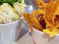 -墨脱石锅椰子鸡•香草鸭•东山羊(大东海店)