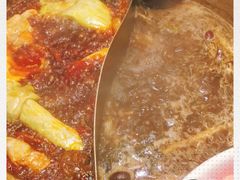 -小天鹅火锅·一线江景洪鼎旗舰店(洪崖洞店)