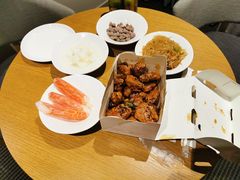 -BHC炸鸡(明洞总店)