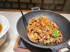 -佬麻雀·新湘菜(东方宝泰店)