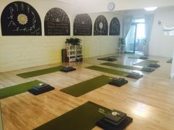 -瑜舍瑜伽连锁教室