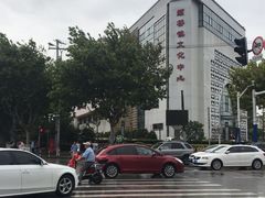 -颛桥镇文体中心-停车场
