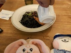 -秘密旅行Bonjour(黑金冠 江南西店)