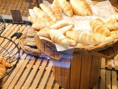 -Dough&Joe团憩(瑞虹天地月亮湾店)